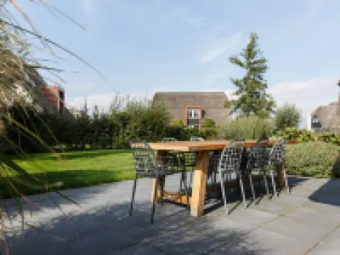 Villa by Tjeukemeer with Private Jetty Hotels in 