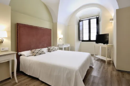 桑德拉廣場酒店 酒店