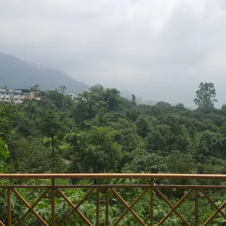 Hotel Rajpur Heights