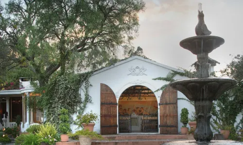 La Mirage Garden Hotel & Spa