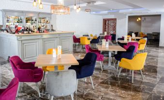 Royal Class Hotel
