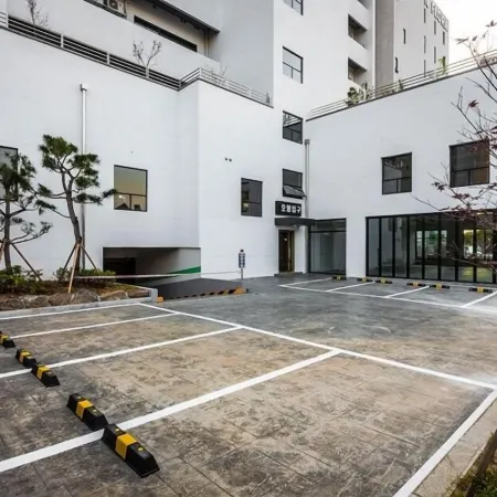 Merrymud Hotel