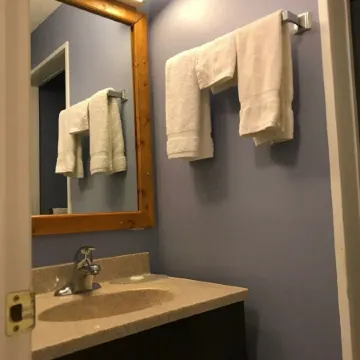 The Little Chalet Motel