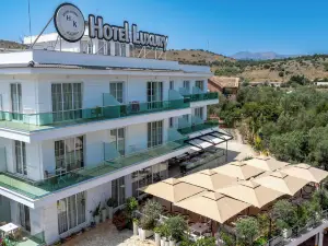 Hotel Luxury