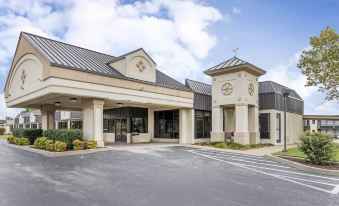 Days Inn by Wyndham Pittsburg KS