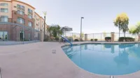 Holiday Inn & Suites GOODYEAR - WEST PHOENIX AREA by IHG - Pools
