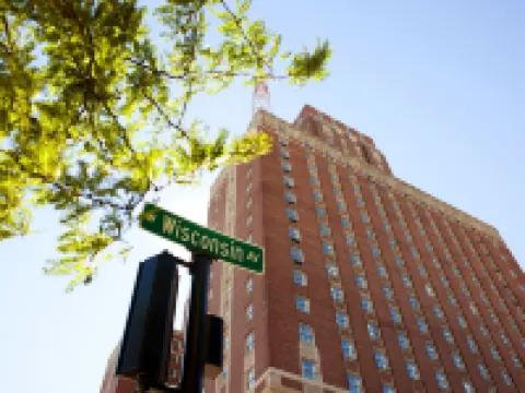 Hilton Milwaukee ミルウォーキーのホテル
