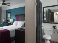 City Suites Hotel Hotels near Lakeview