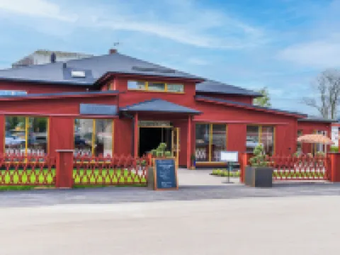 Slottsgården Hotell & Restaurang Hotels in Vadstena