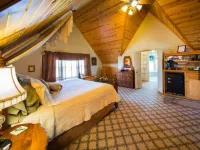 McConnell Inn Hotels in Green Lake County