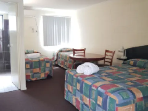 Harbour Lodge Motel Hotels in Gladstone Central