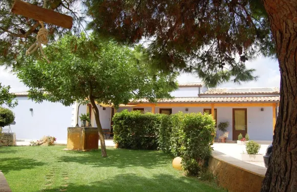 特里依柏裏度假村