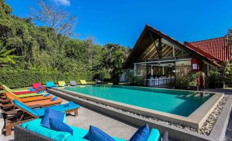 Naiharn Beach Resort