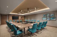 Holiday Inn London Gatwick - Worth Hotels in Turners Hill