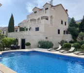 Apartments Villa Jadranka Adults Only Hotels in Gornji Humac