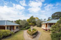 Robyn's Nest Lakeside Resort Hotel di Merimbula