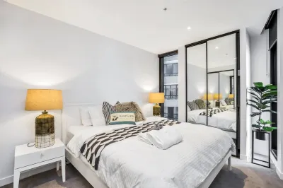 FV Iconic Designer Apt, Parking, Near CBD Qfv147-14 Hotels in Fortitude Valley