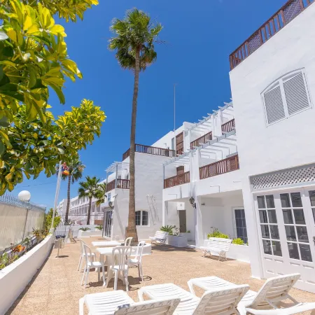 Apartamentos Vista Mar - Select Adults (+16)
