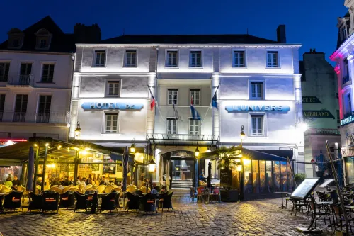 Hotel de l Univers