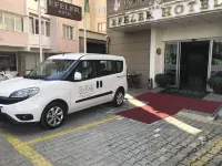 Efeler Hotel - parking