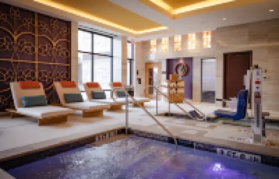 草原彎娛樂場及度假村