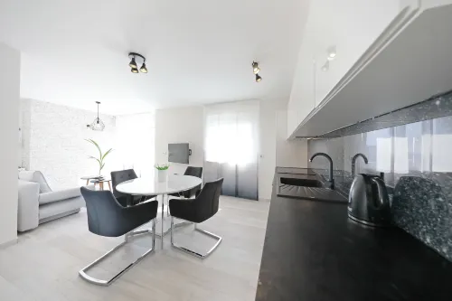 Luxury Majpruz Suites - 4-Star