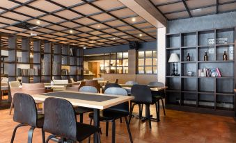 Samantta Hotel & Restaurant