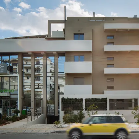 Crystal Green Signature Apartments