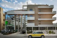 Crystal Green Signature Apartments