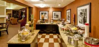 Hampton Inn & Suites Tampa-North - Kitchens