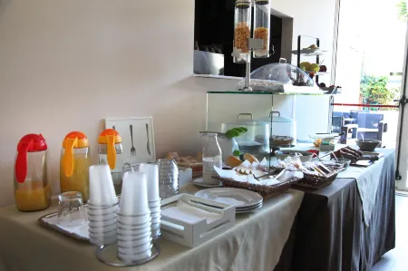 Hotel Sogni D'Oro Airport