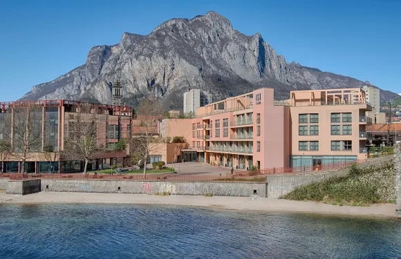 萊科彭特維奇歐NH酒店