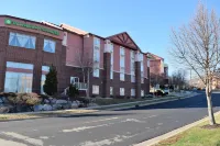 Wyndham Garden Madison Fitchburg Hotels in 