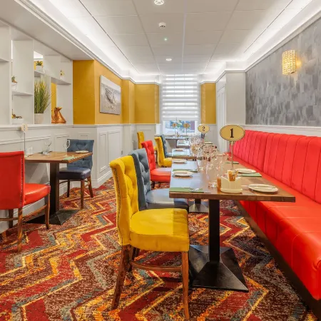 Kilmorey Arms Hotel