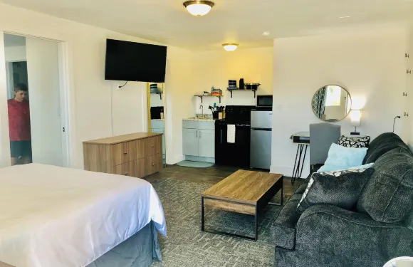 藍色鼠尾草套房旅館