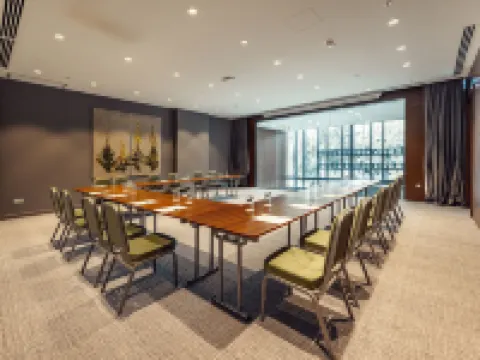 ヒルトン ガーデン イン トビリシ チャフチャバーゼ トビリシのホテル