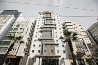 فندق إيبيس عبد المومن، المعاريف.