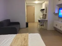 M 플레이스 앳 앱스 바이 노에미 홀리 파밀리 파리쉬 처치 - 웨스트 카미아스, 케손시티 주변 호텔