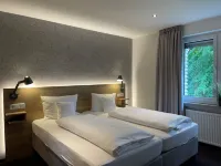 Landhaus Hotel Göke Hotel dekat Brinkkapelle Stukenbrock