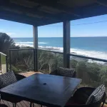 Points South by the Sea - con vista mare