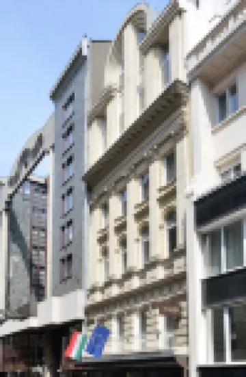 プロムナード ホテル by メロー ムード ホテルズ エルジェーベト橋周辺のホテル