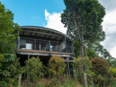 Whispering Valley Cottage Retreat Hotels in Maleny