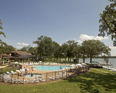 Lake Lawn Resort Hotels in Delavan