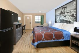 Super 8 by Wyndham Victoria / South / Hwy 59