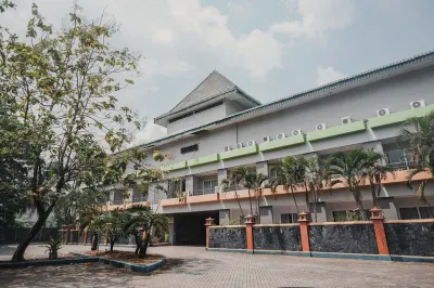Merpati Hotel & Spa Hotel dekat Dermaga1 Ferry Eksekutif Pelabuhan Merak