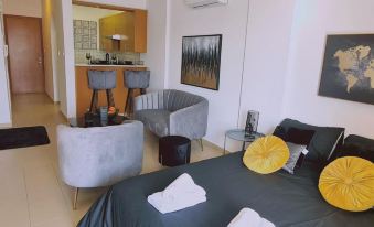 77 Kpf - Stay Paphos Beyond Studio