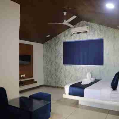 Cosmos Resort Maliblu Rooms