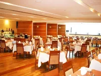 Al Jazira Club Hotel โรงแรมใกล้ศูนย์การค้ามัชริฟมอลล์