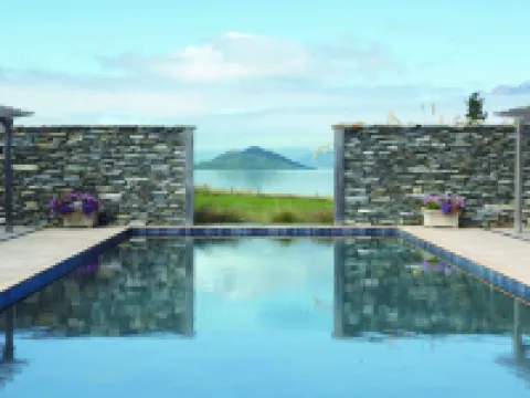 Blanket Bay Hotels in Glenorchy