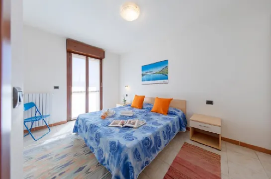 La Mimosa B03 Apartment by Wonderful Italy